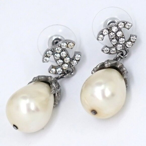 CHANEL CC Logos Rhinestone Pearl Drop Stud Earrings Silver Tone 08A Auth #42652 - Picture 1 of 5